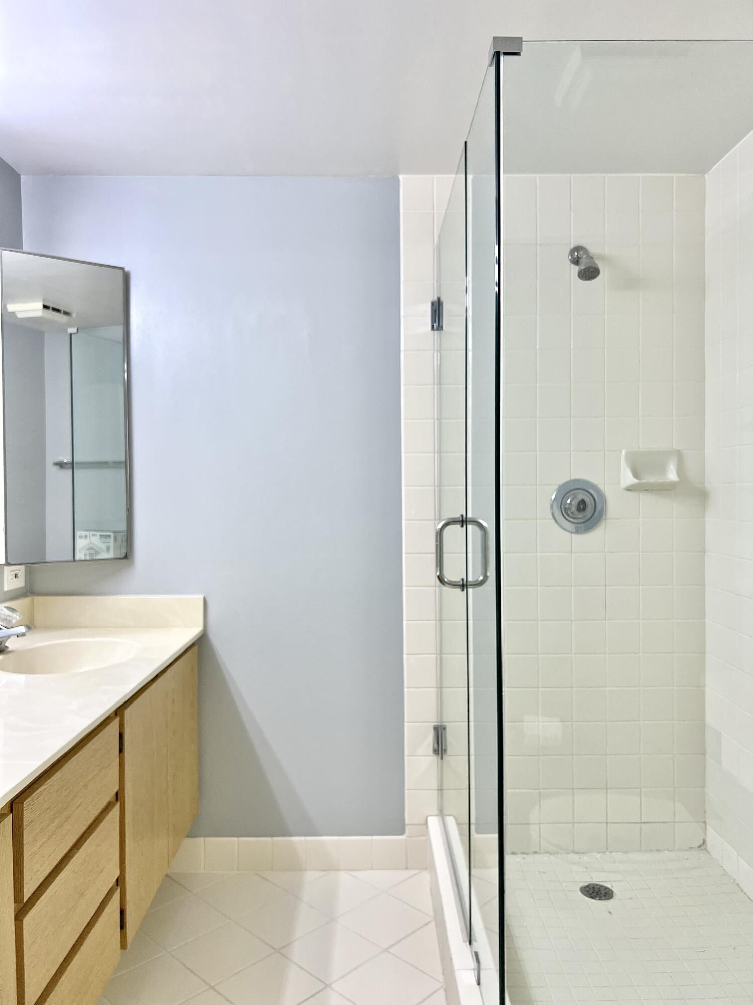 HERITAGE VILLAGE OF P B LAKES - Residential Lease