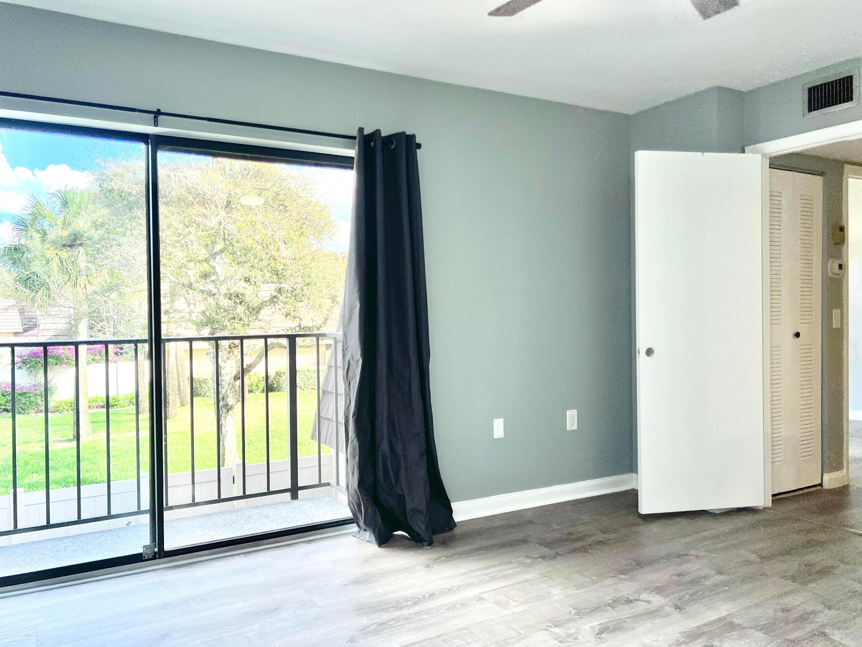 HERITAGE VILLAGE OF P B LAKES - Residential Lease