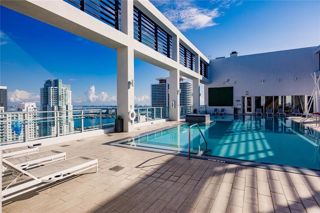 Centro Condo - Residential