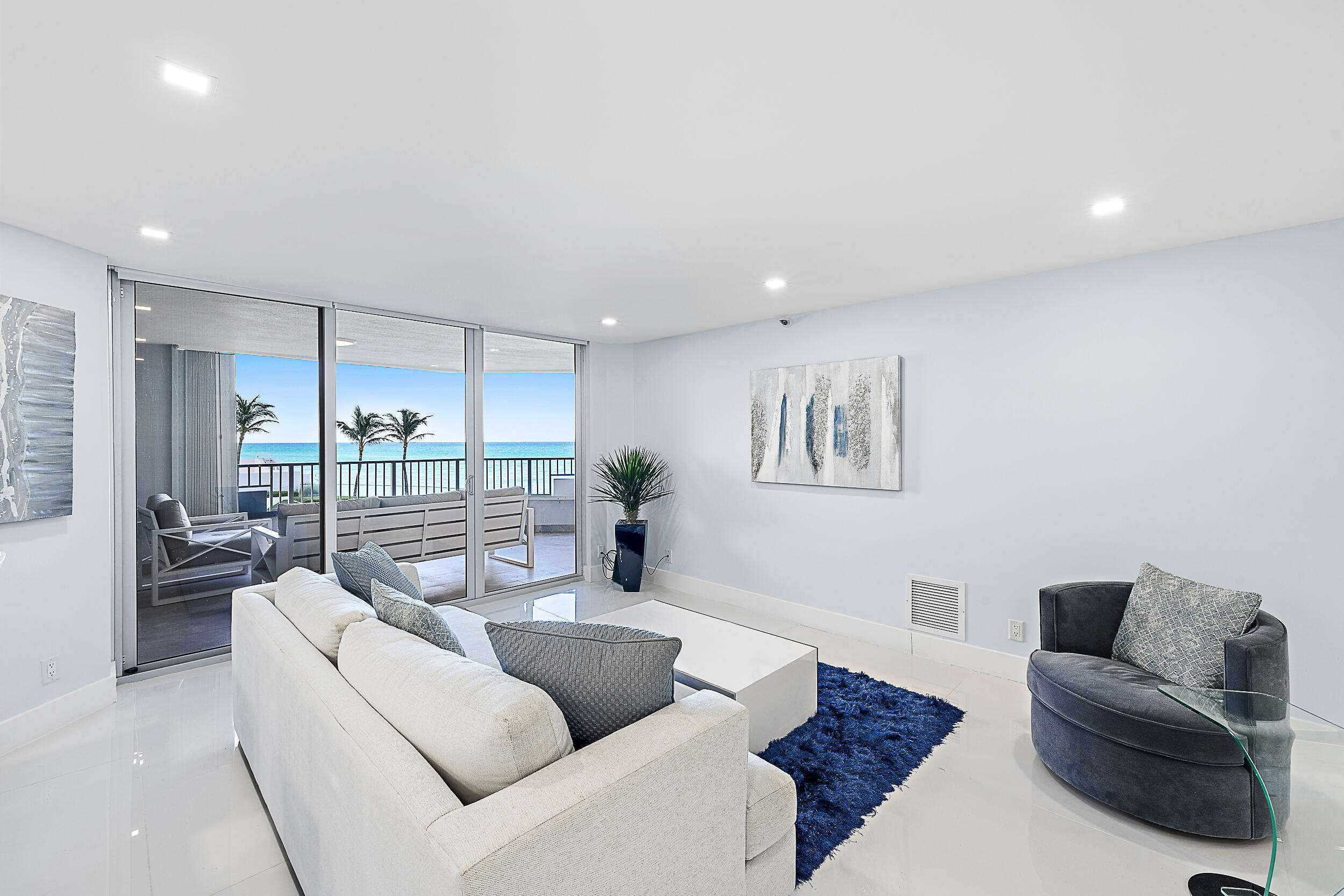 5200 N Ocean Drive 203