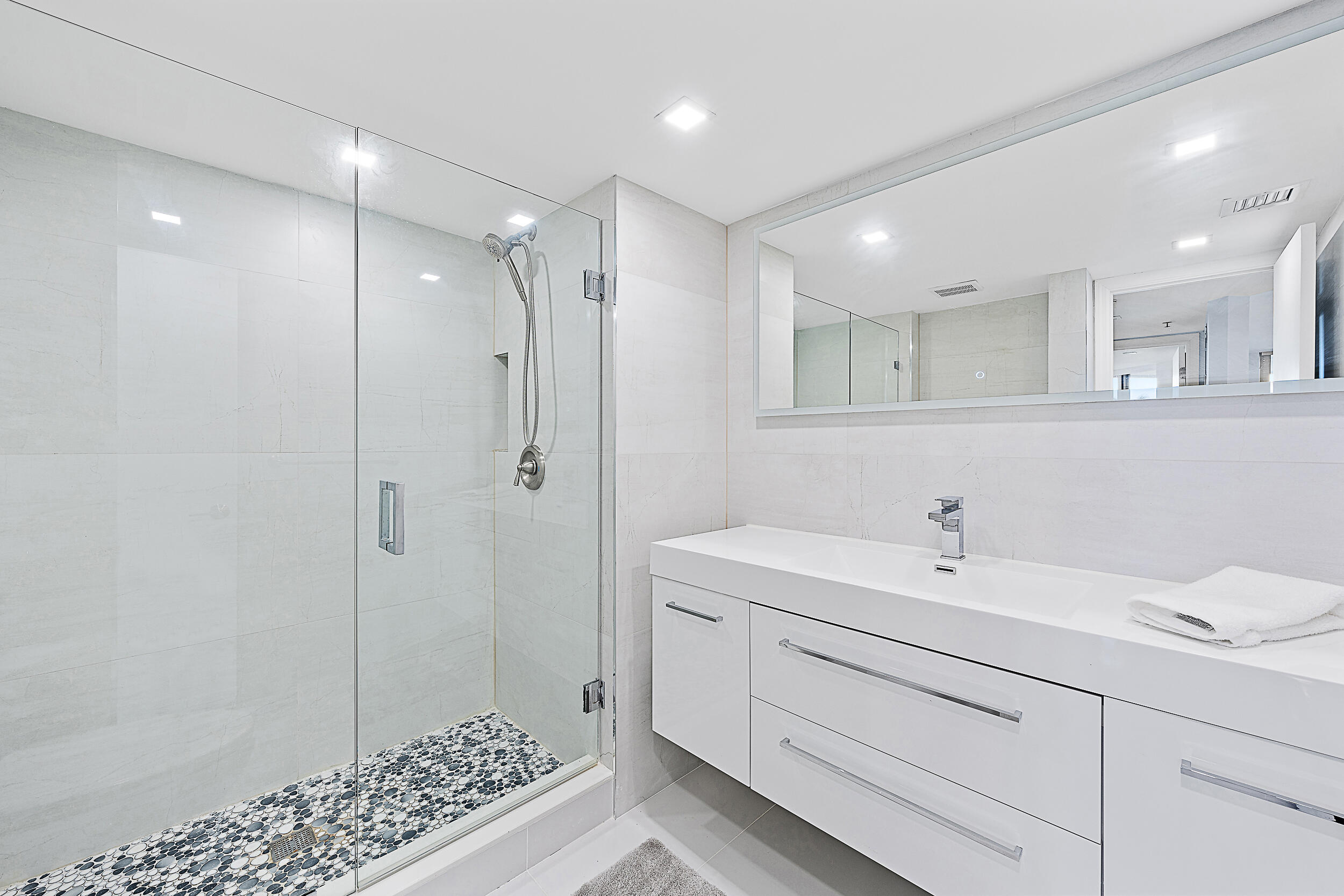 Corniche - Residential