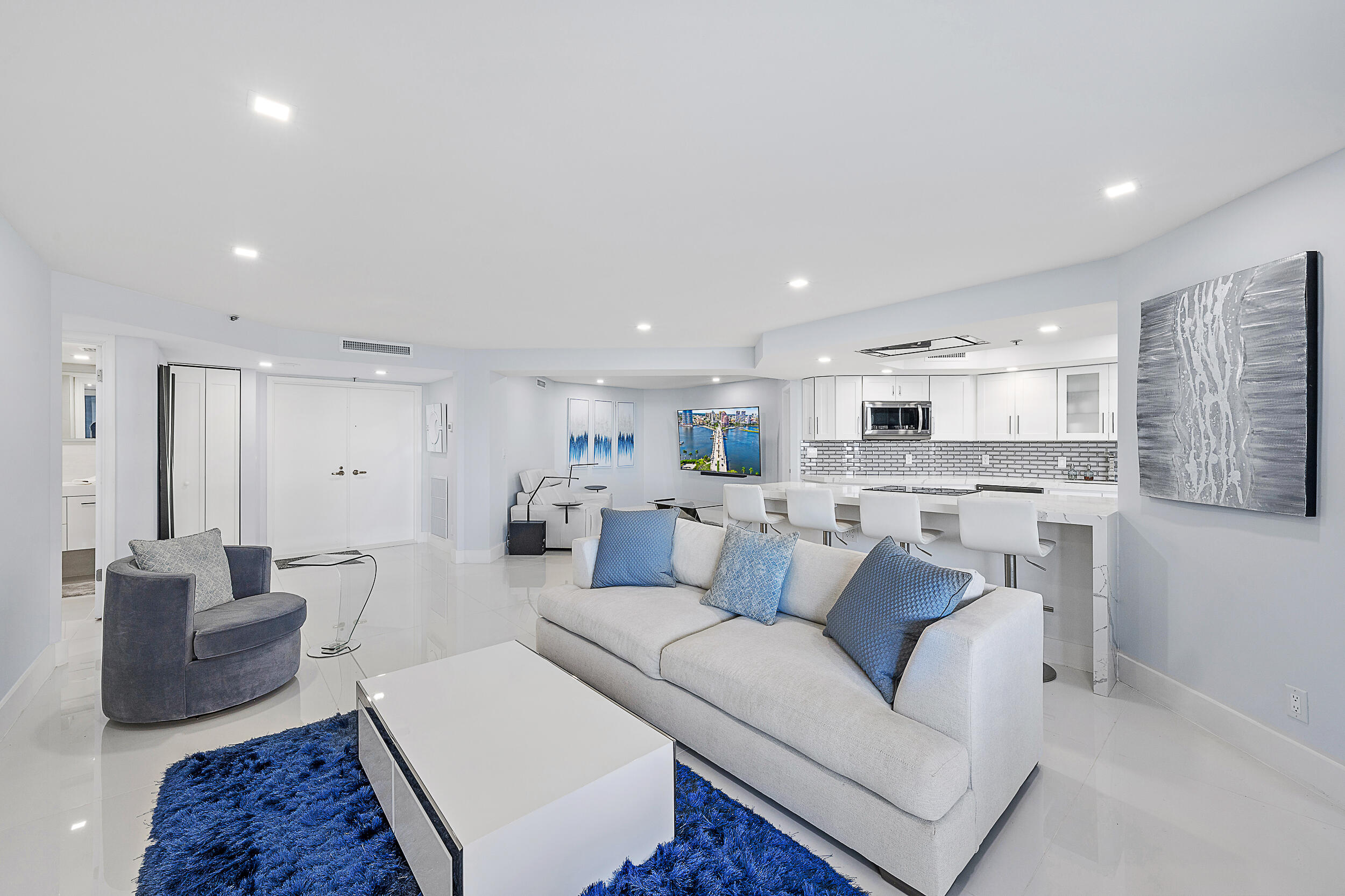 Corniche - Residential