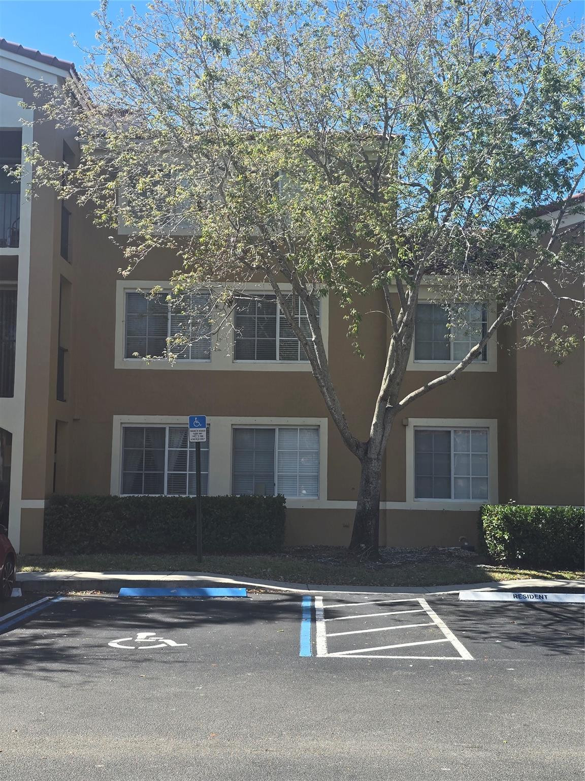 EL-AD NOB HILL CONDO - Residential Lease