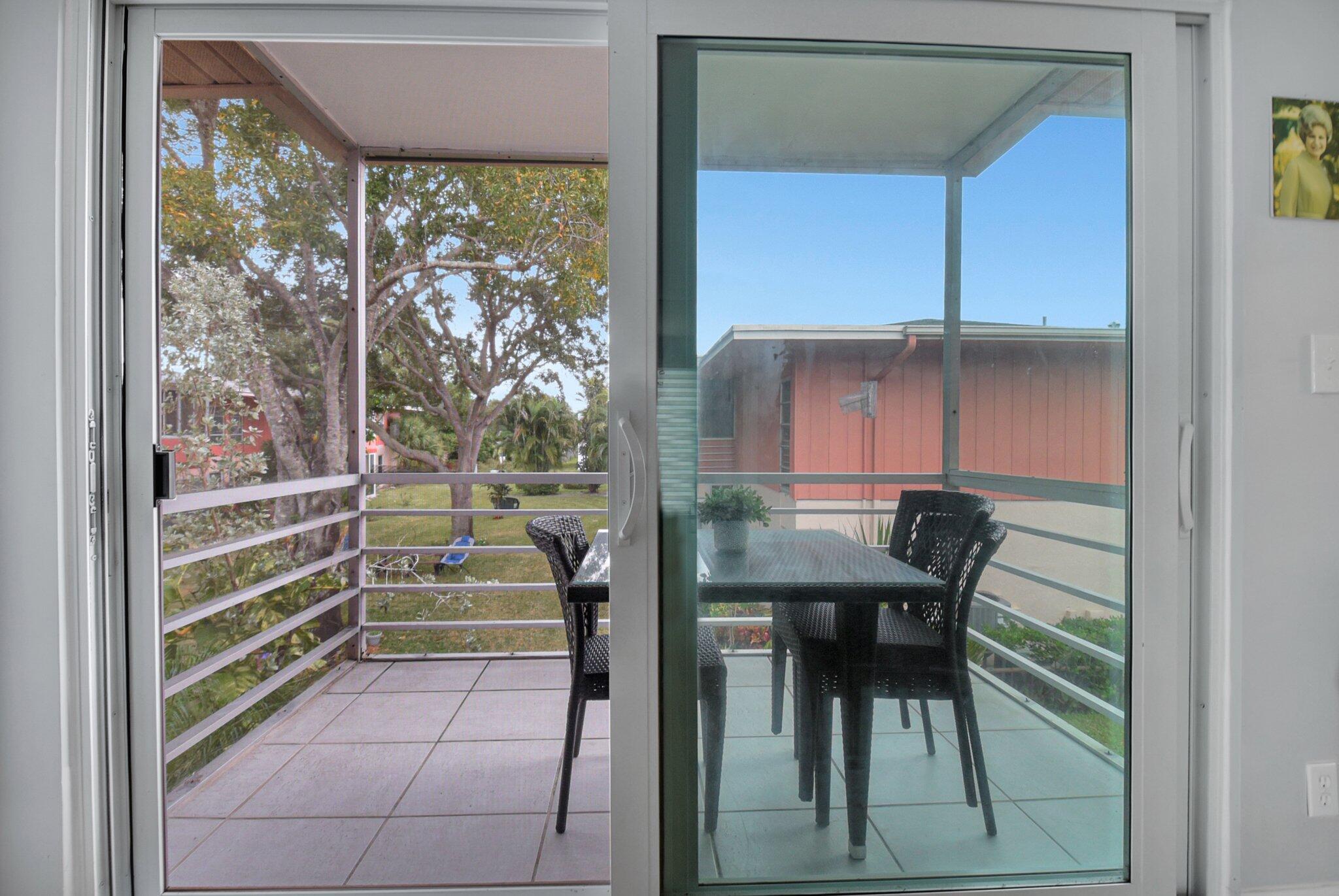 CENTURY VILLAGE - GOLFS E - Residential