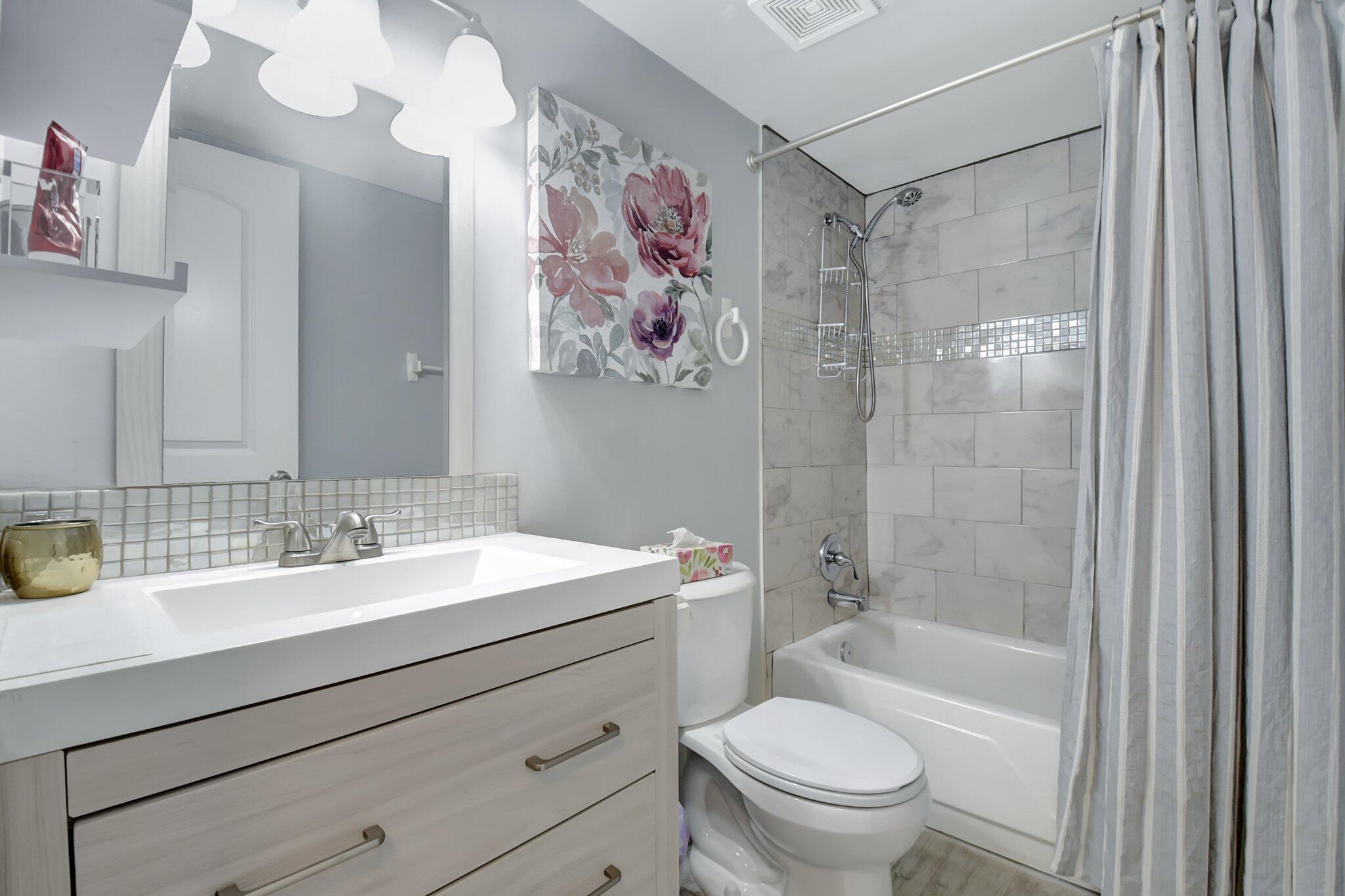 CENTURY VILLAGE - GOLFS E - Residential