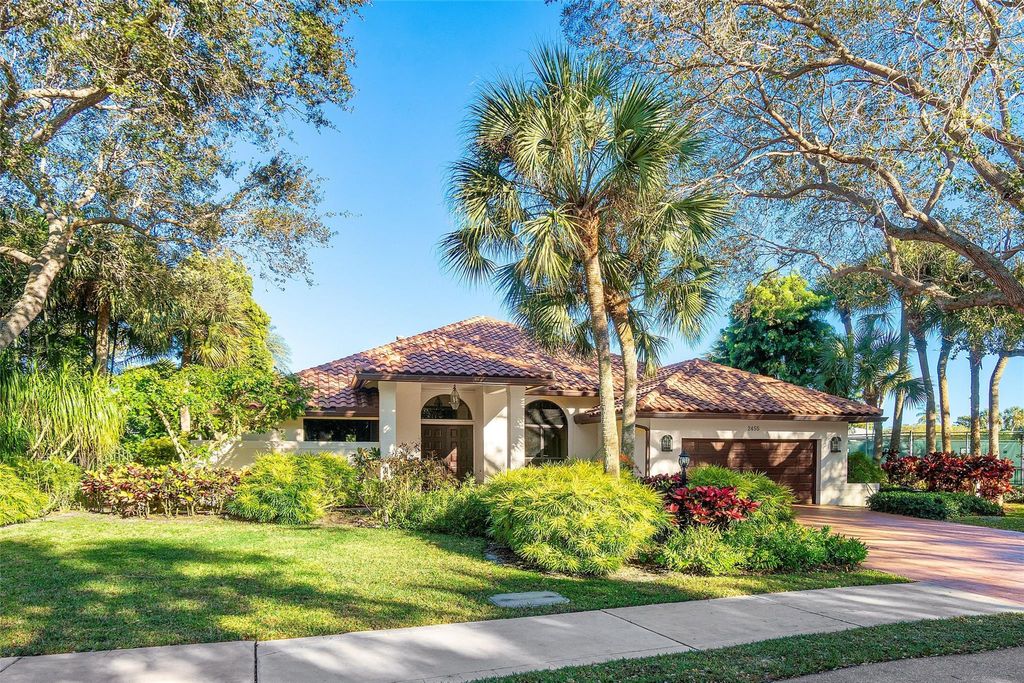 Photo of 2455 Hampton Bridge, Delray Beach, FL 33445 (MLS # F10548999)