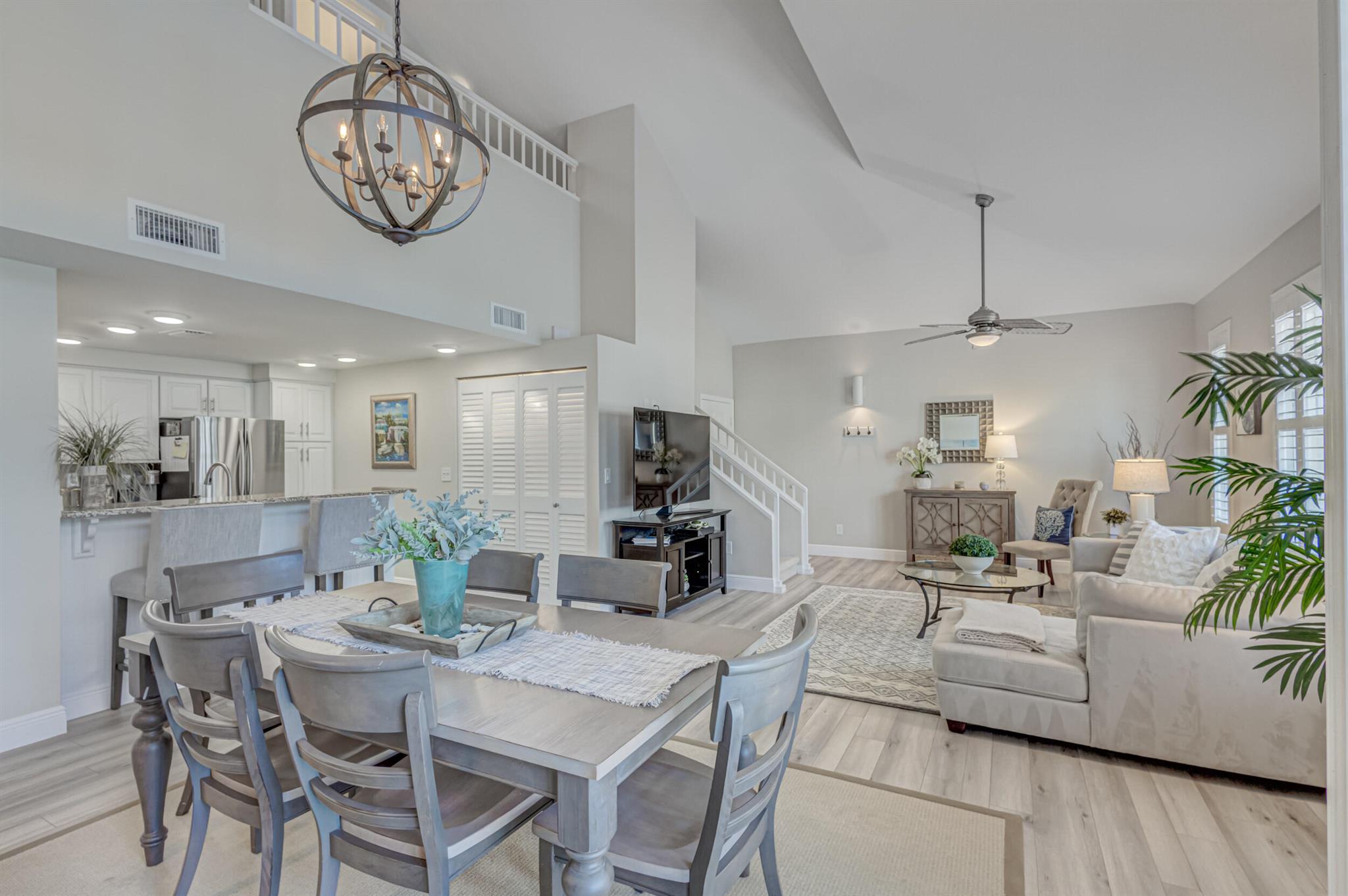 AVAILABLE Now - Dec. 27, 2023 Welcome to paradise in this beautiful beachside condo located in the DOG FRIENDLY community of Sea Colony and is just a short stroll to Jupiter's dog-friendly beach! This rental is bright and airy with lots of natural light. It features 2 bedrooms, 2 bathrooms, 1 car garage with a balcony off the primary bedroom, and dining room. Sea Colony is a 24- hour manned gated community with 2 private access gates to Jupiter's pristine beaches. After spending the day at the beach, come back and relax in the newly renovated resort-style pool and hot tub, or play a game of pickleball or tennis on the recently refinished courts. Grill dinner on the large poolside deck while enjoying the ambiance from the water feature, uplit tropical landscaping and ocean breeze.