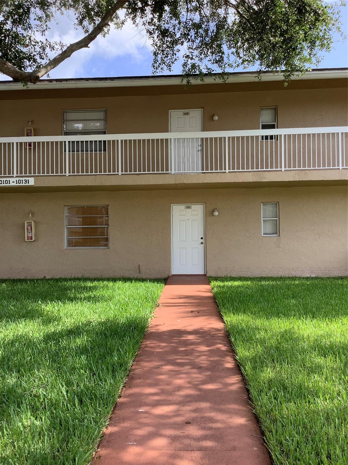 10113 Twin Lakes Dr 10113