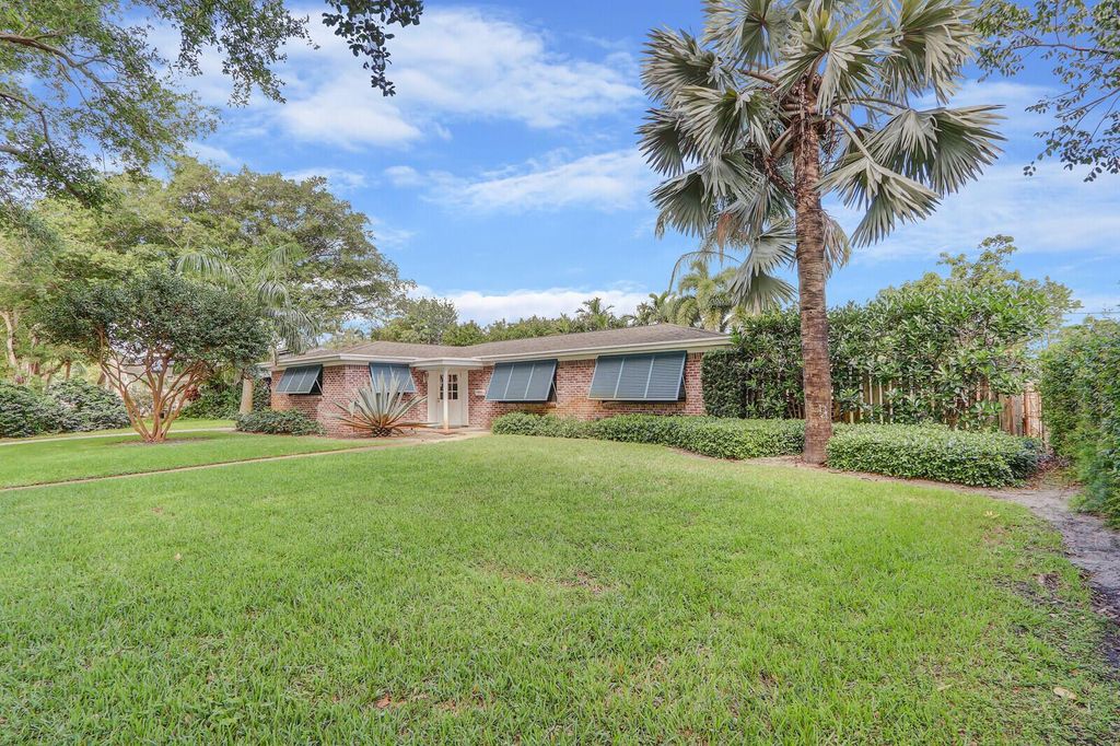 Photo of 705 Osprey Way, North Palm Beach, FL 33408 (MLS # R11091969)