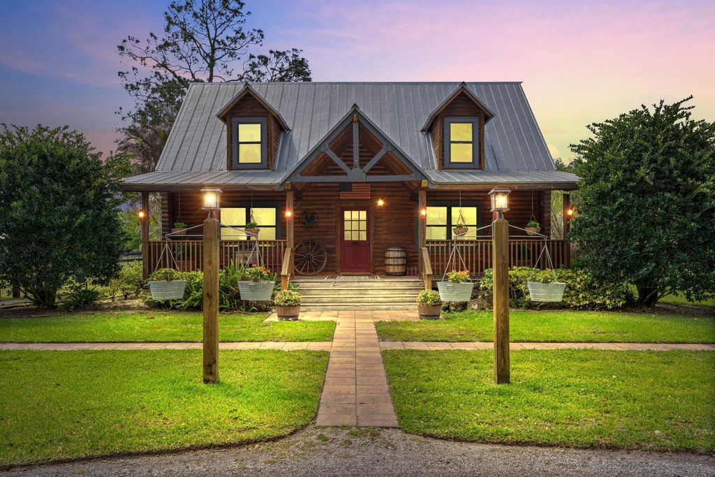 Photo of 12585 S 89th Street, Fellsmere, FL 32948 (MLS # B26010878)