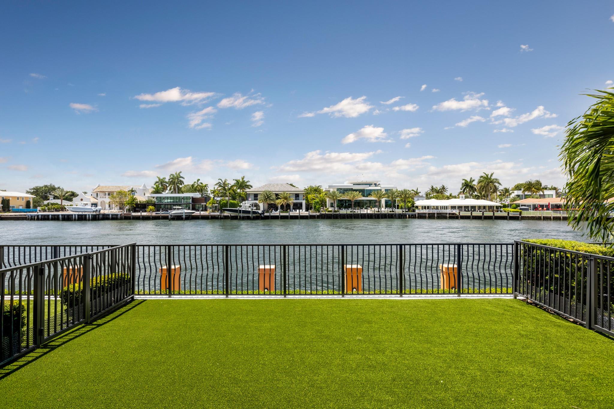 View photos, virtual tours, details... 615 Bayshore Dr 105