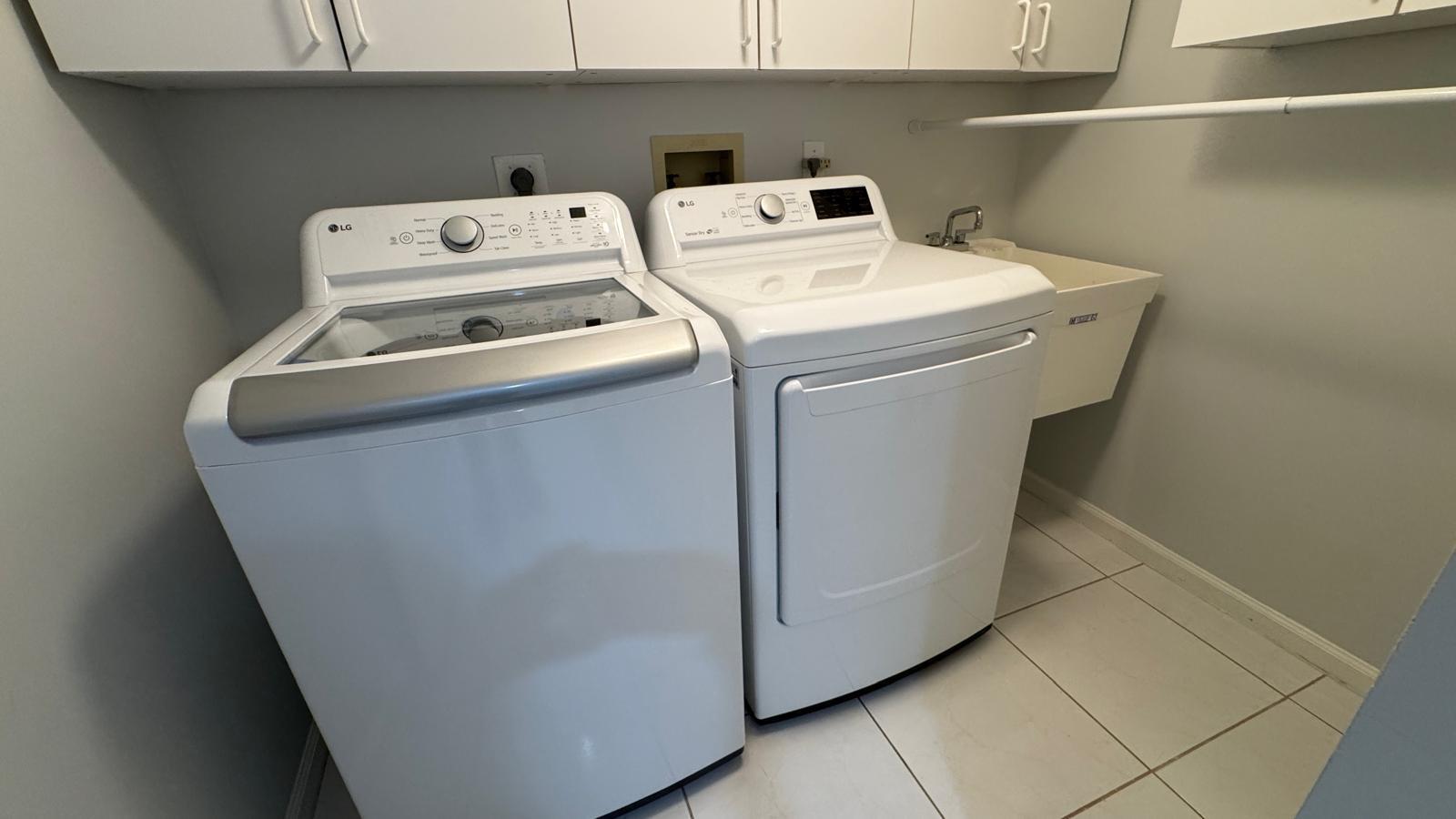 REGAL SHORES / CORAL LAKES - Residential