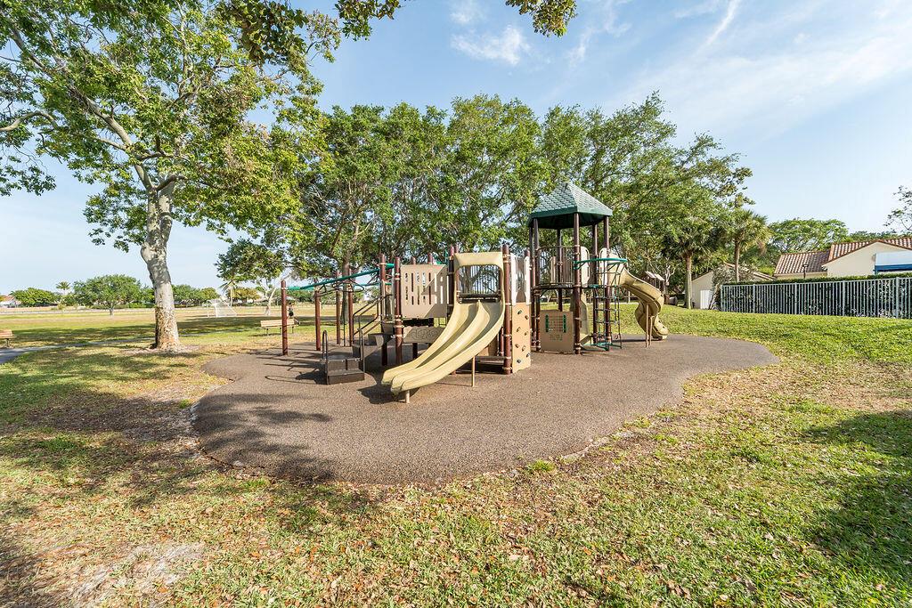 LAKE CHARLESTON TR G 1 - Residential