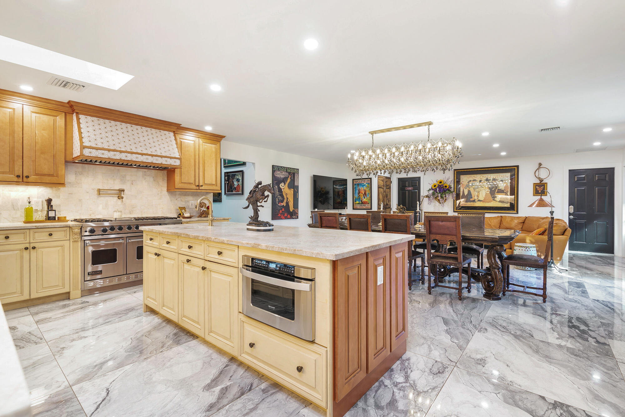 MEADOW WOOD OF THE LANDINGS AT WELLINGTO - Residential