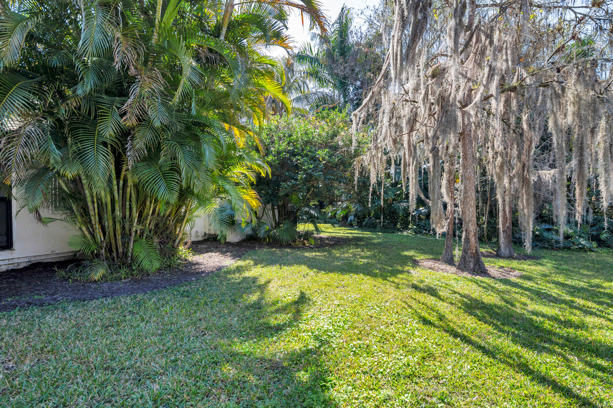 MEADOW WOOD OF THE LANDINGS AT WELLINGTO - Residential