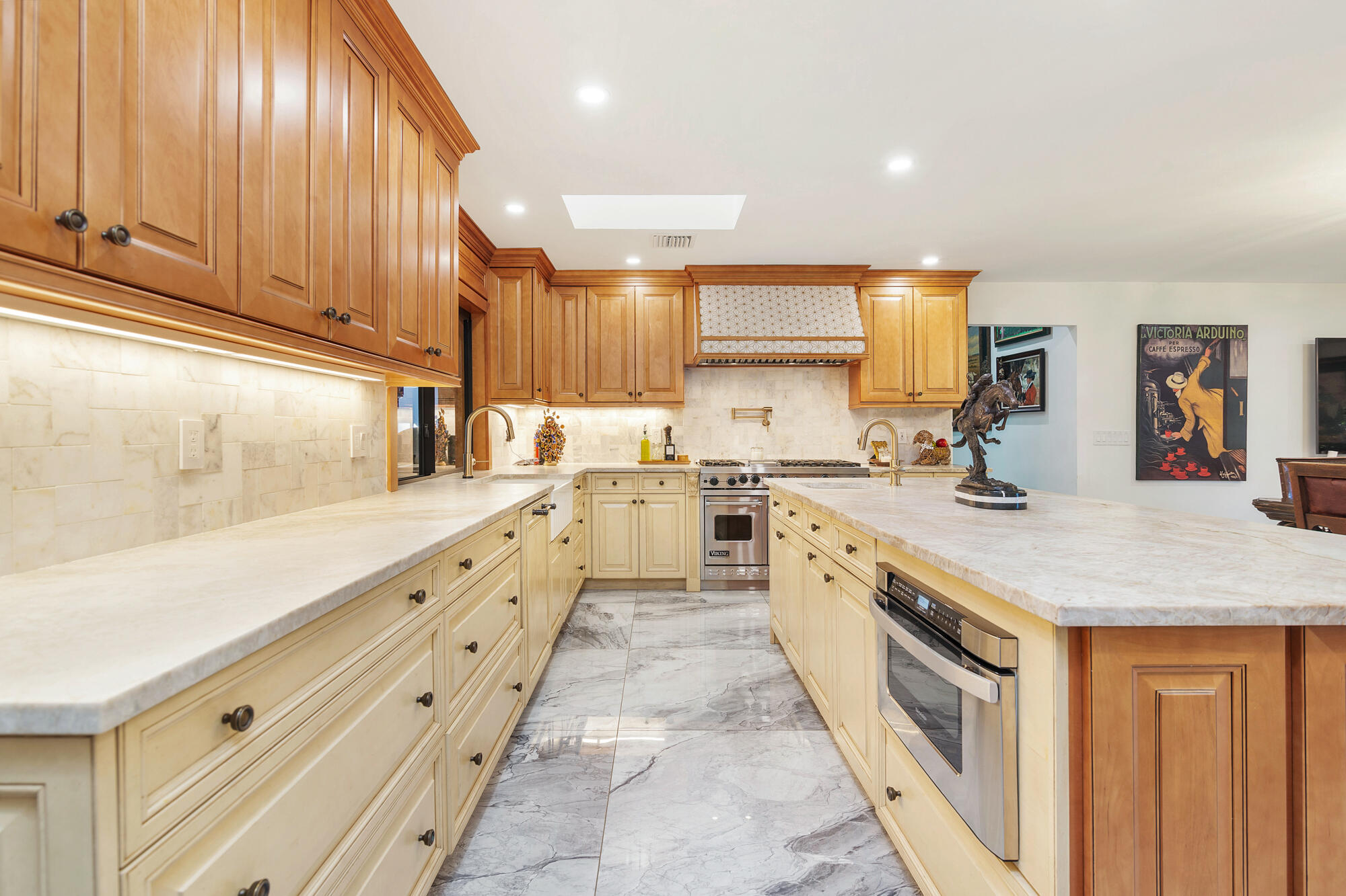 MEADOW WOOD OF THE LANDINGS AT WELLINGTO - Residential