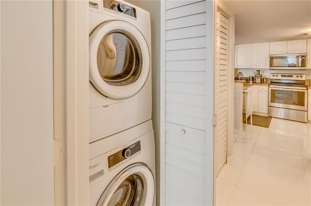 Las Olas by the River - Residential