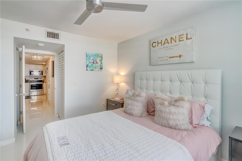 Las Olas by the River - Residential