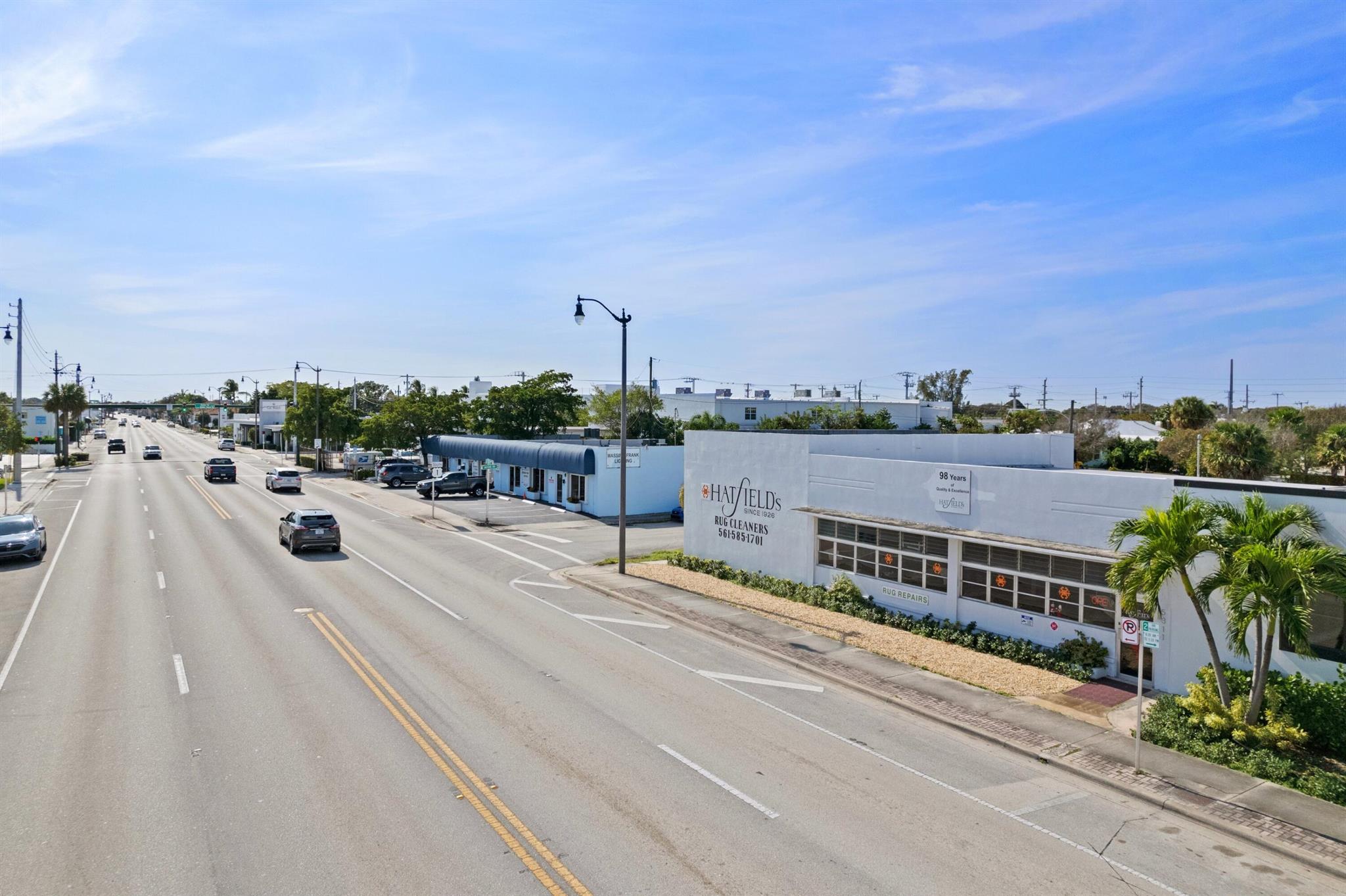 COLONIAL ESTS - Commercial Sale