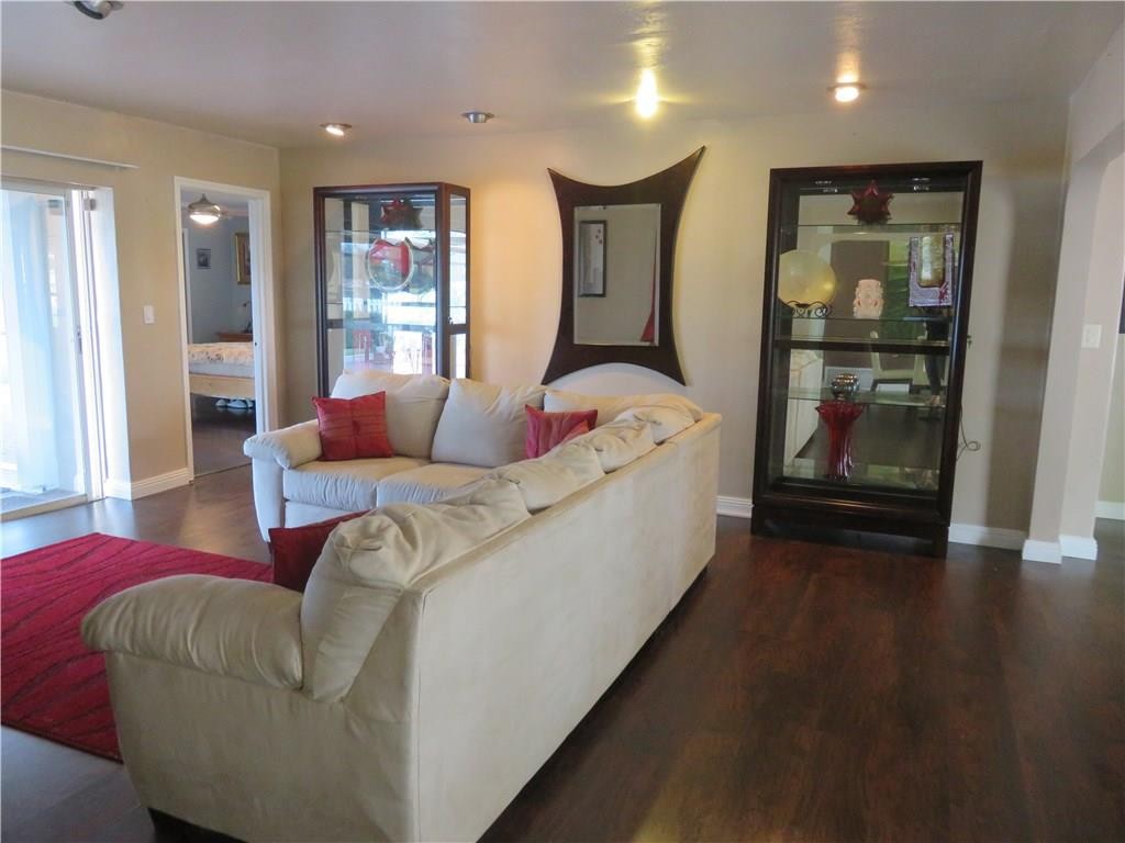 Pasadena Lakes West 69-37 - Residential