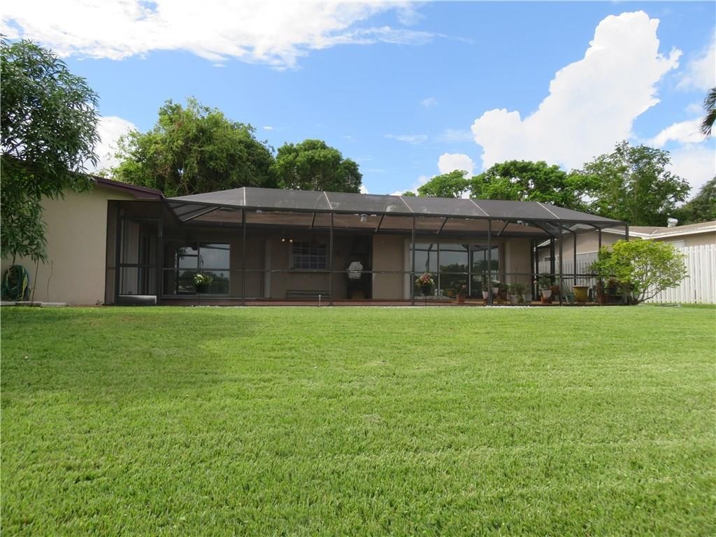 Pasadena Lakes West 69-37 - Residential
