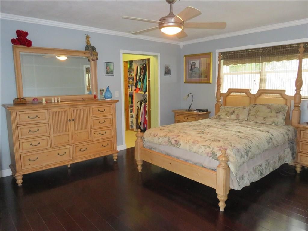 Pasadena Lakes West 69-37 - Residential