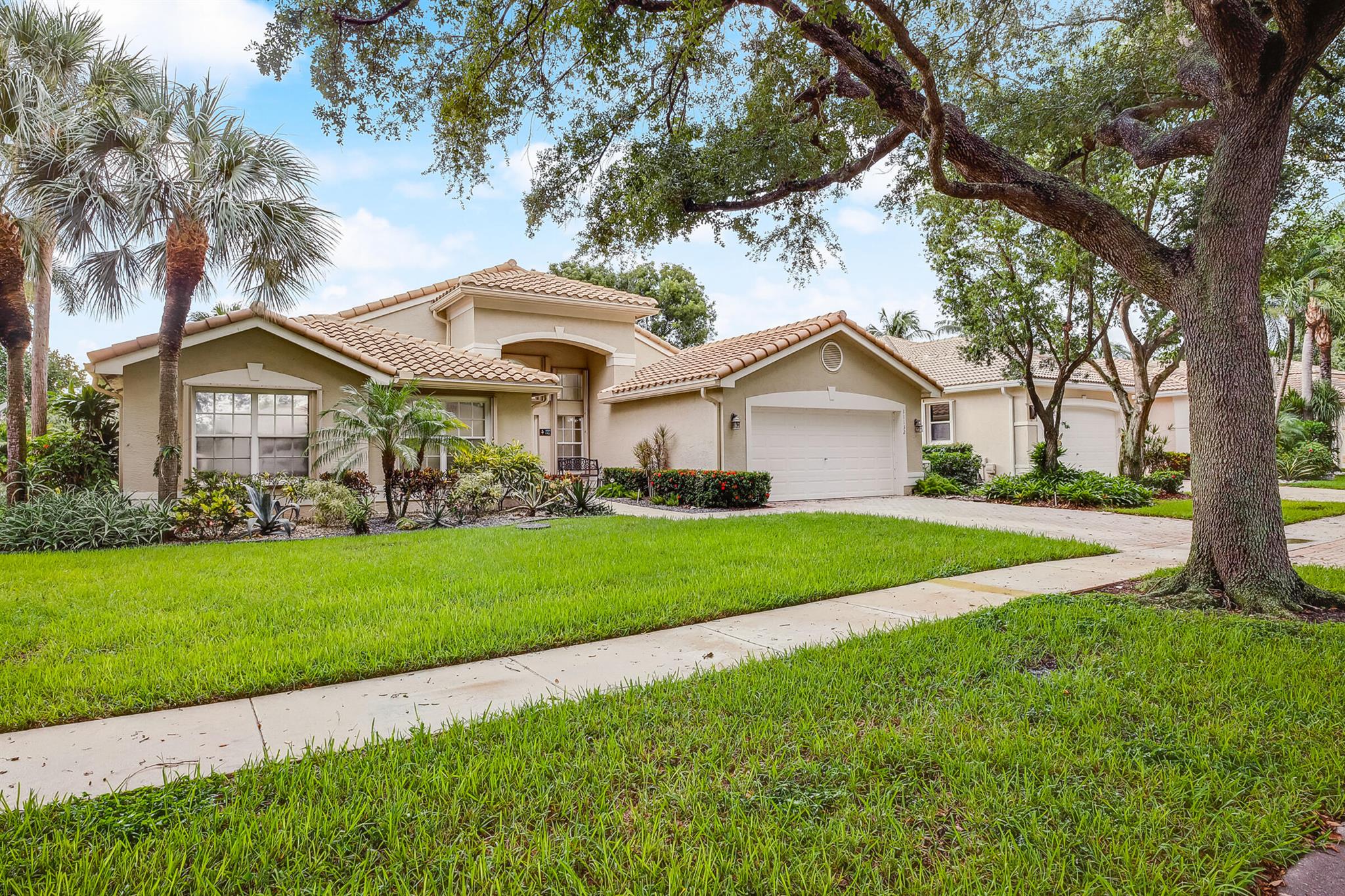 PRIVACY( no neighbors in your back) PLUS water flowing thru a field of green!! This meticulously maintained Granada model with beautiful contemporary art glass entry door is a rare find!!NEW roof and gutters( 2024) Lenox A/C; 2025 New water heater! (2025)! Whole house generator with in ground tank only 5 years old !!UPDATED bathooms; newer kitchen cabinets with pull out shelves AND new island! Murphy bed in third bedroom could be included! Built in office in third bedroom. Valencia Isles has it ALL except GOLF!Almost brand new clubhouse with BISTRO; Clubs galore, Shows PLus our world renown Valencia Isles Players; Of course Pickleball, tennis, bocce, etc, etc.Close to TPKE, and 95, AND SHOPPING!! Do not delay,,, THIS ONE WILL go QUICKLY!!