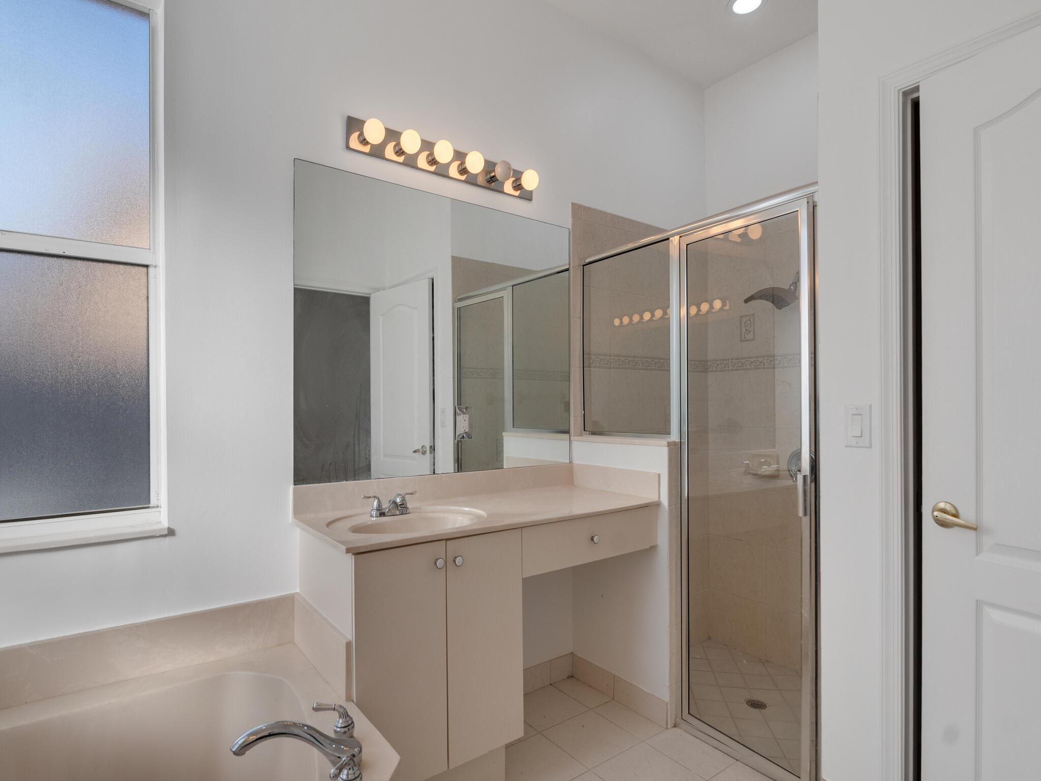 PORTOFINO SHORES PHASE TH - Residential