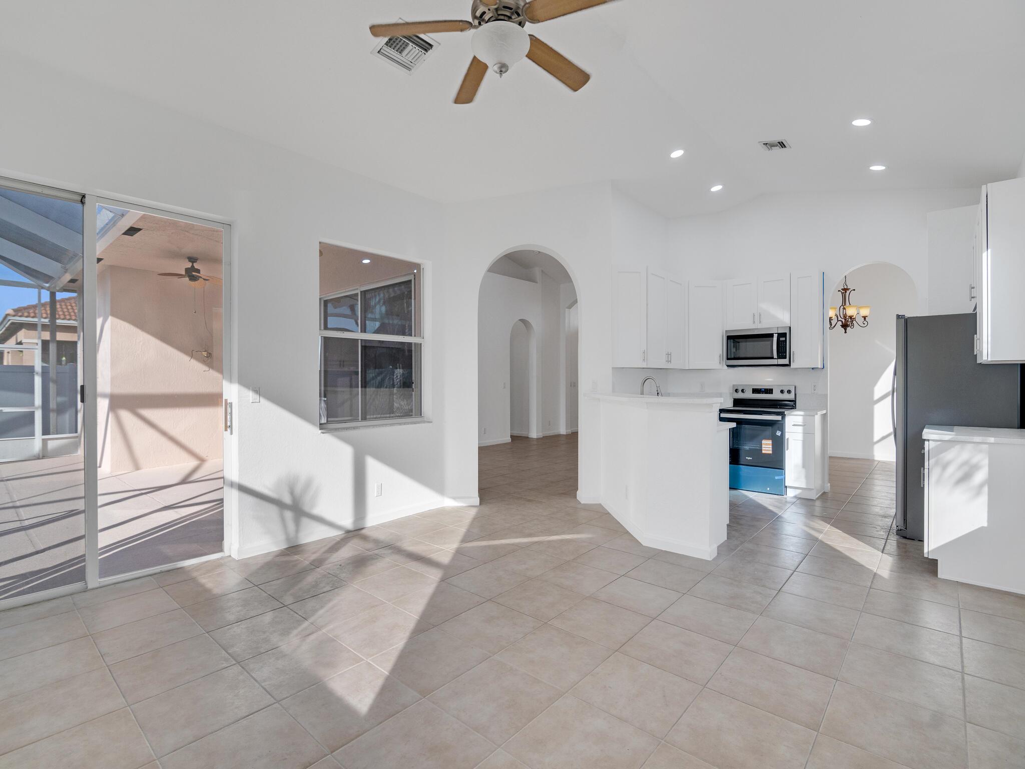 PORTOFINO SHORES PHASE TH - Residential