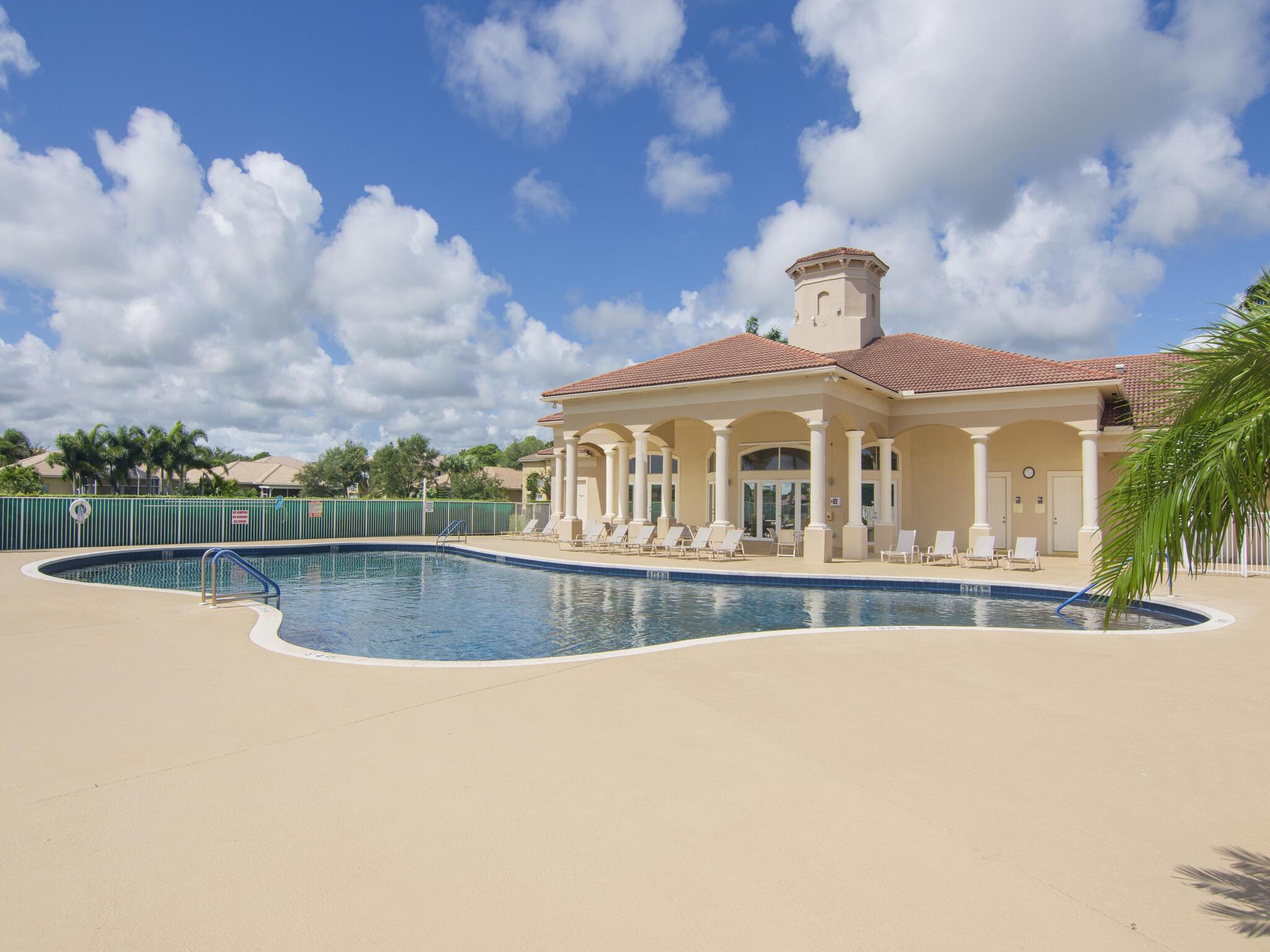 PORTOFINO SHORES PHASE TH - Residential