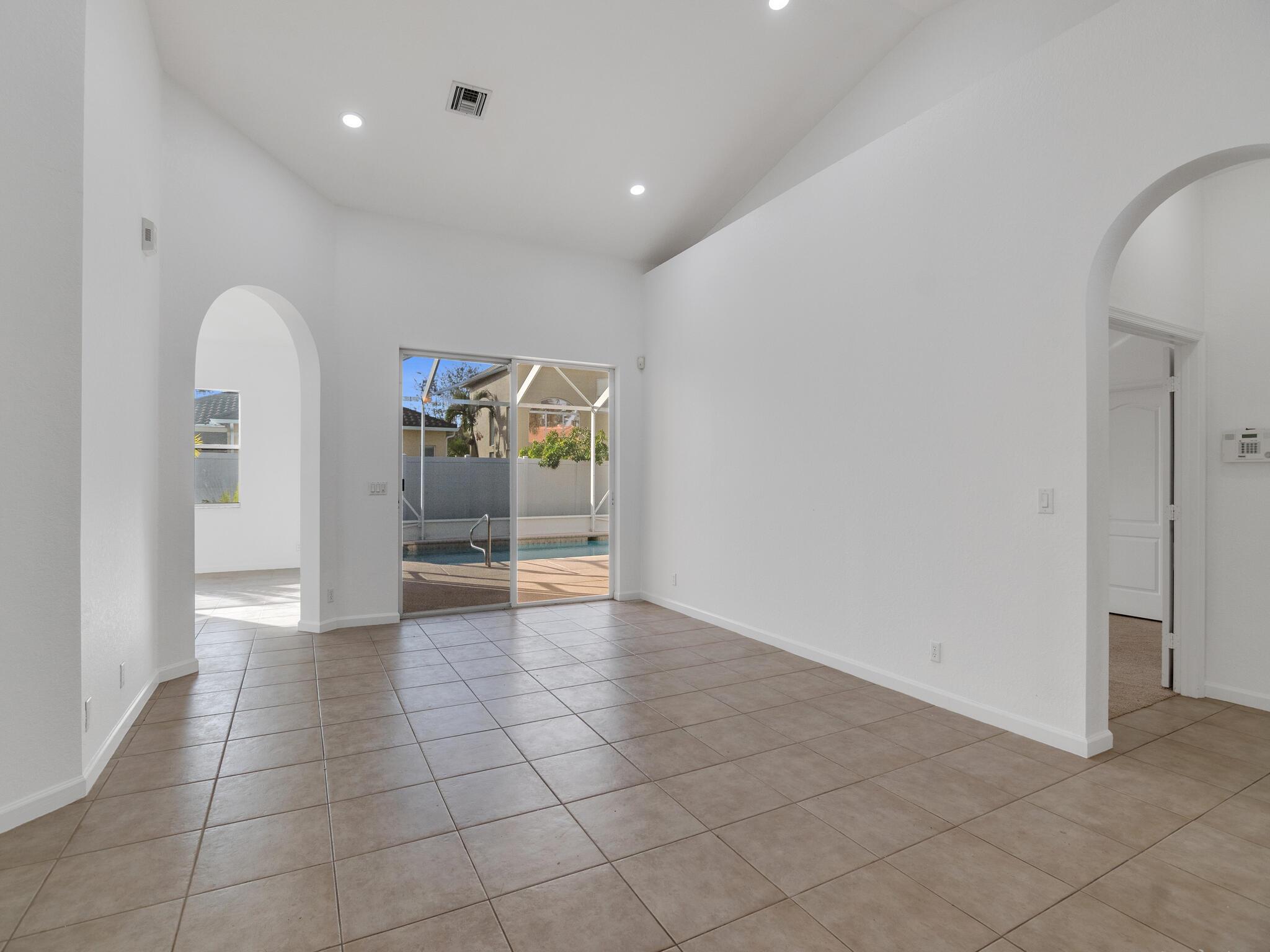 PORTOFINO SHORES PHASE TH - Residential