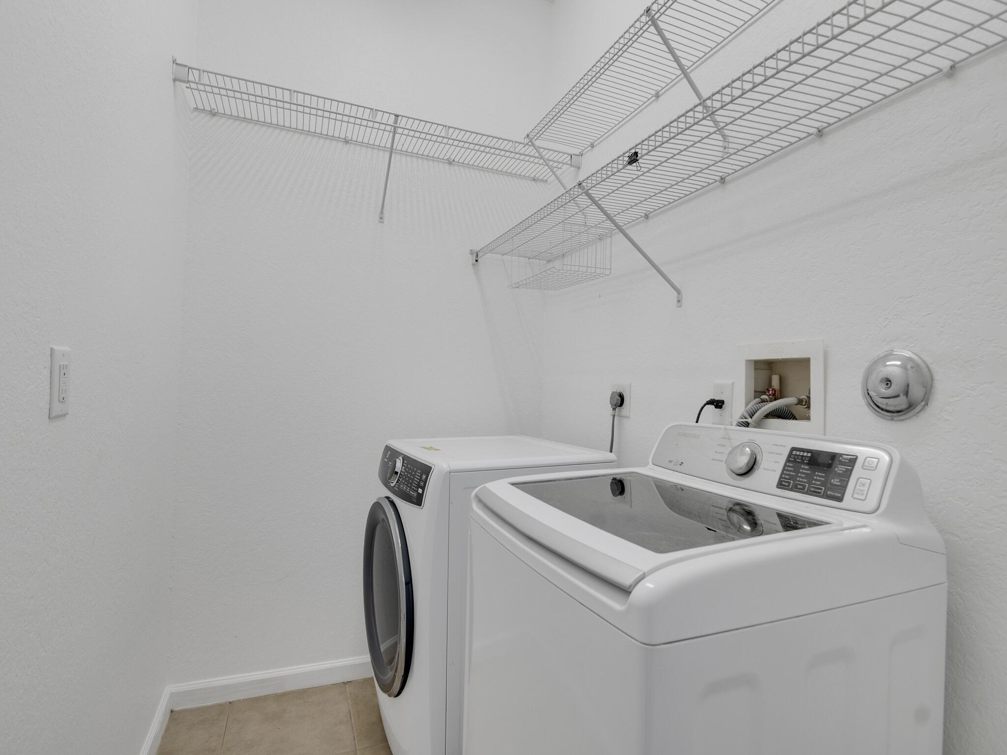 PORTOFINO SHORES PHASE TH - Residential