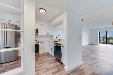 2200 S Cypress Bend Drive 604 Pompano Beach FL 33069