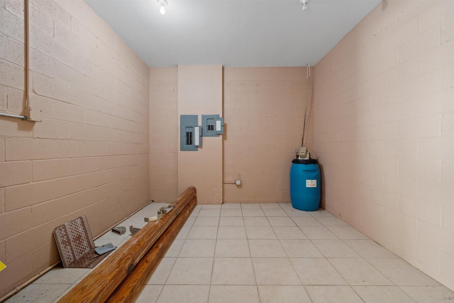 DEER RUN 2 - Residential Lease