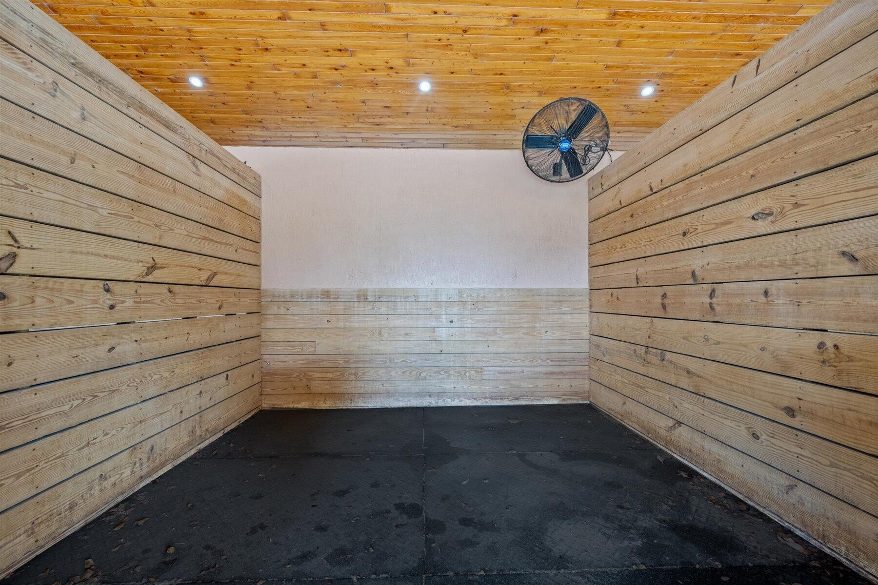 DEER RUN 2 - Residential Lease