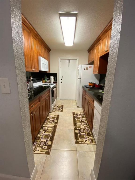 Venetian Palms Condo - Residential