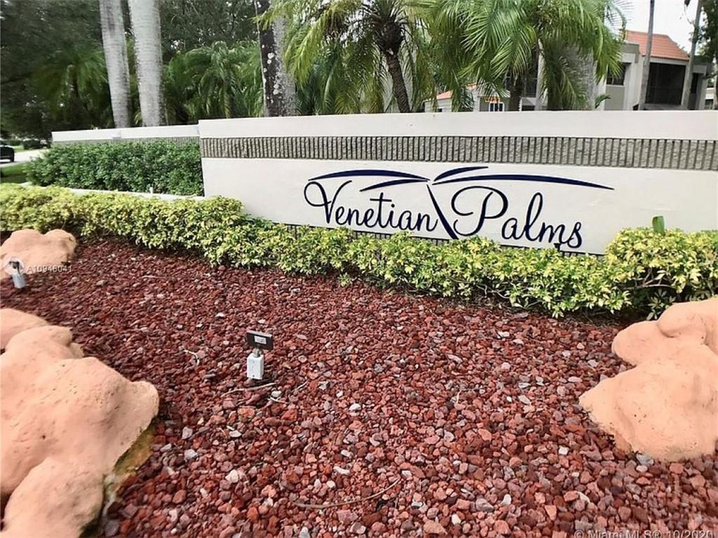Venetian Palms Condo - Residential