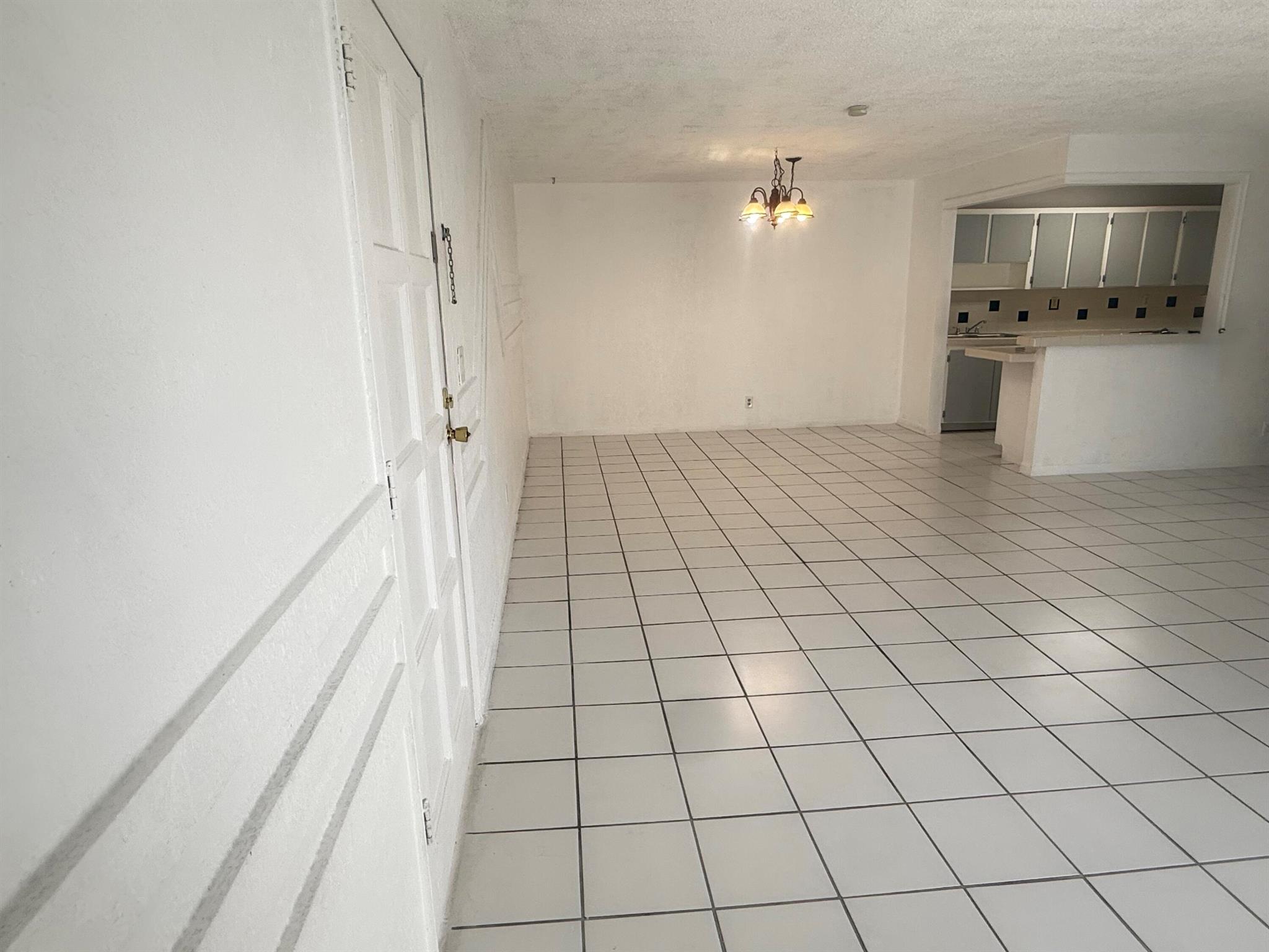 PALMS VILLAS & CONDOS SEC - Residential Lease