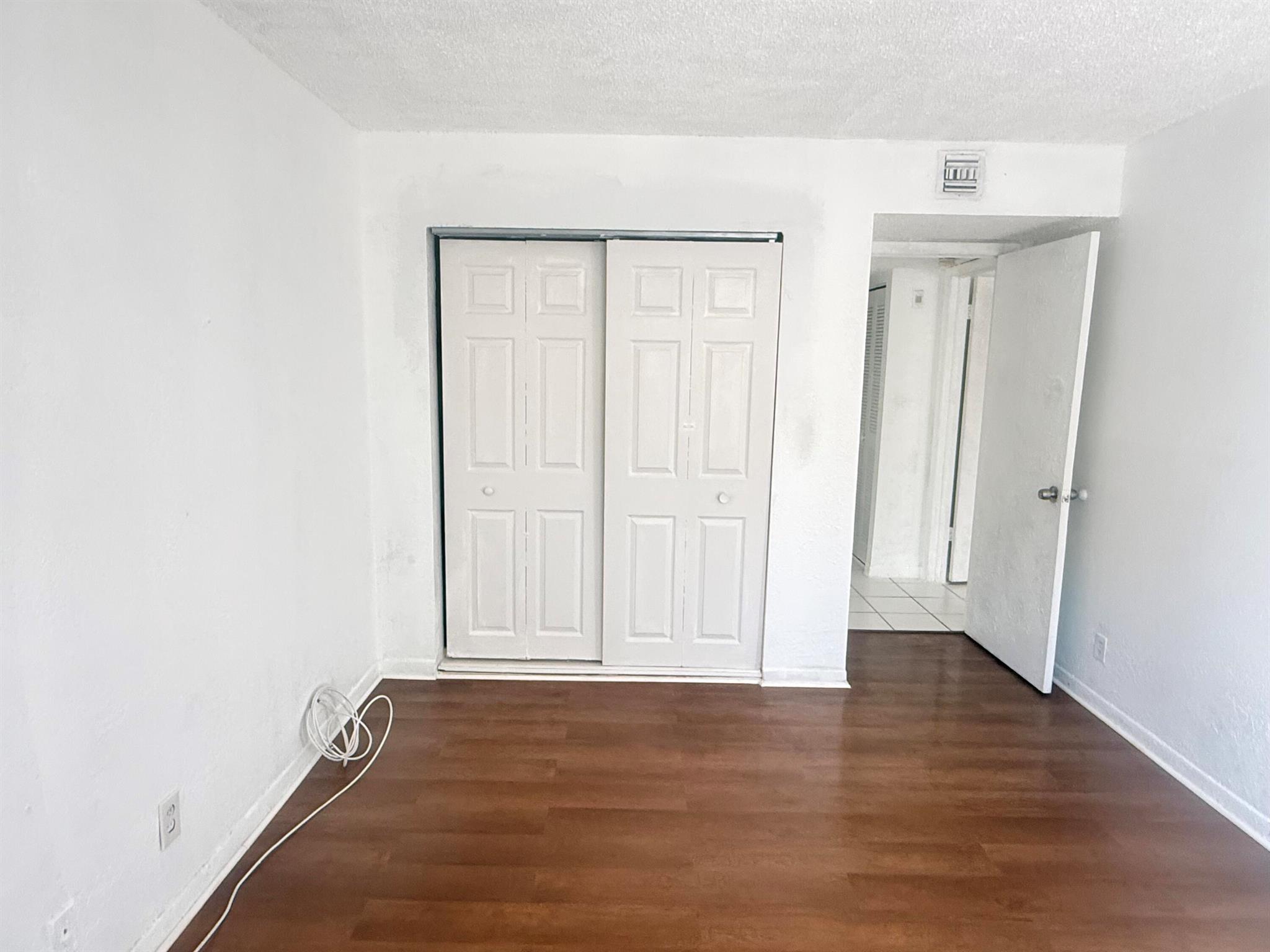 PALMS VILLAS & CONDOS SEC - Residential Lease