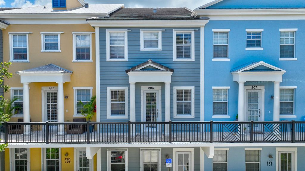 Photo of 221 Greenwich Circle #206, Jupiter, FL 33458 (MLS # R10972225)