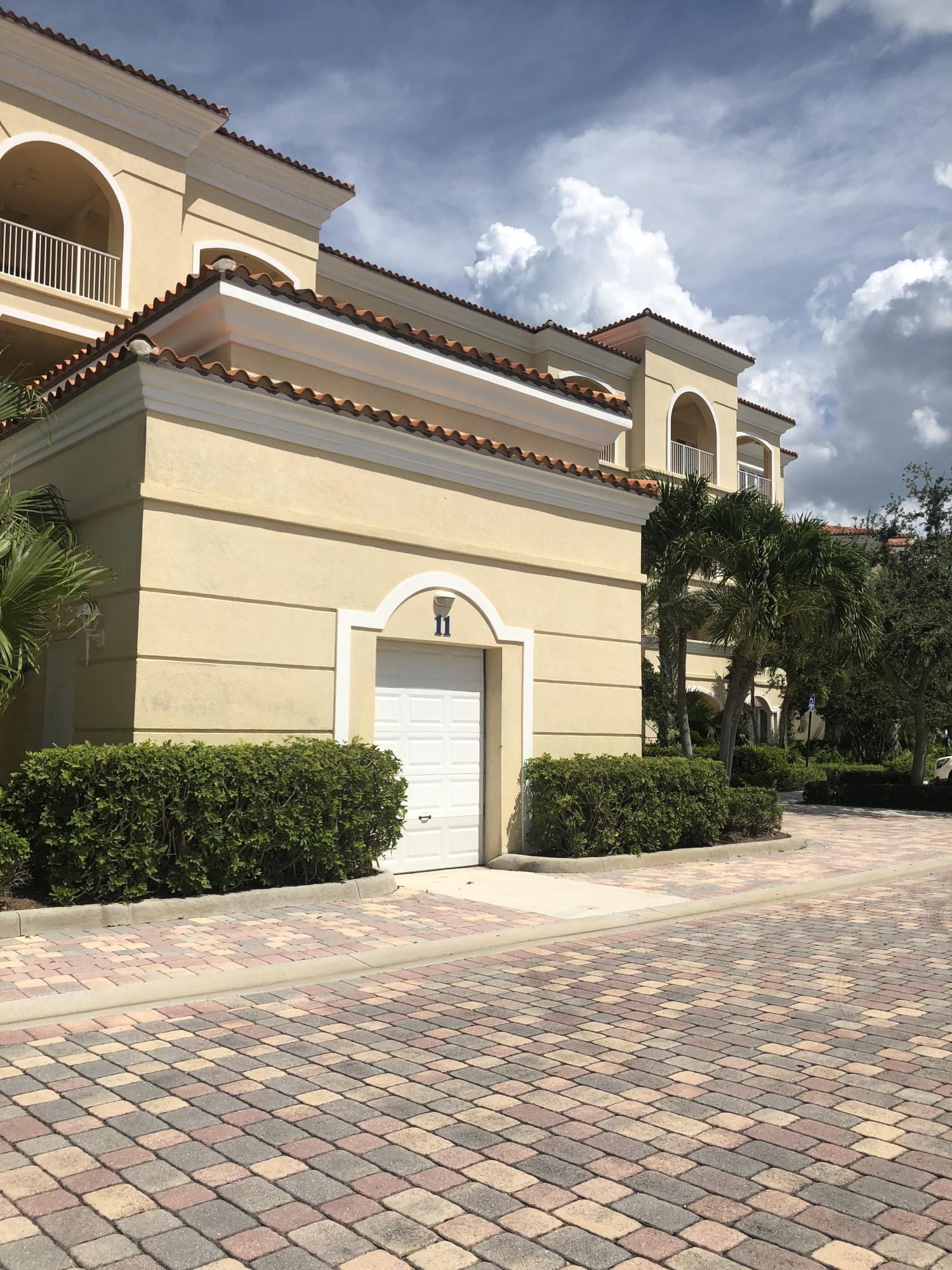 HARBOUR ISLE AT HUTCHINSON ISLAND WEST - Residential