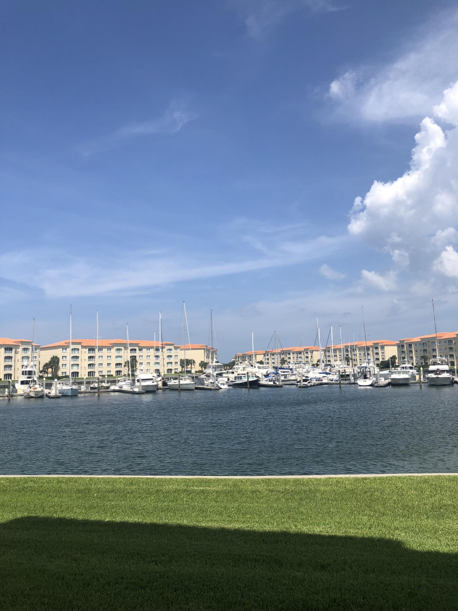 HARBOUR ISLE AT HUTCHINSON ISLAND WEST - Residential