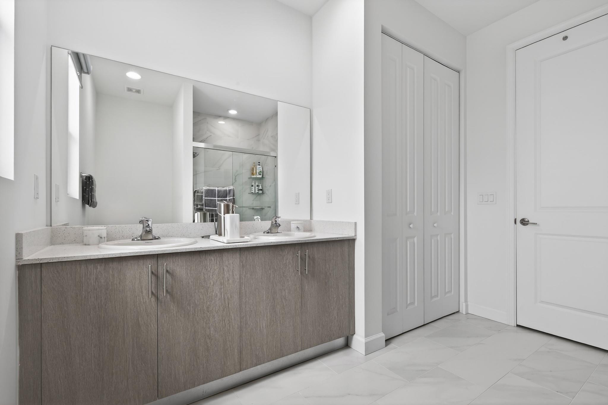 Symphony Place - Residential