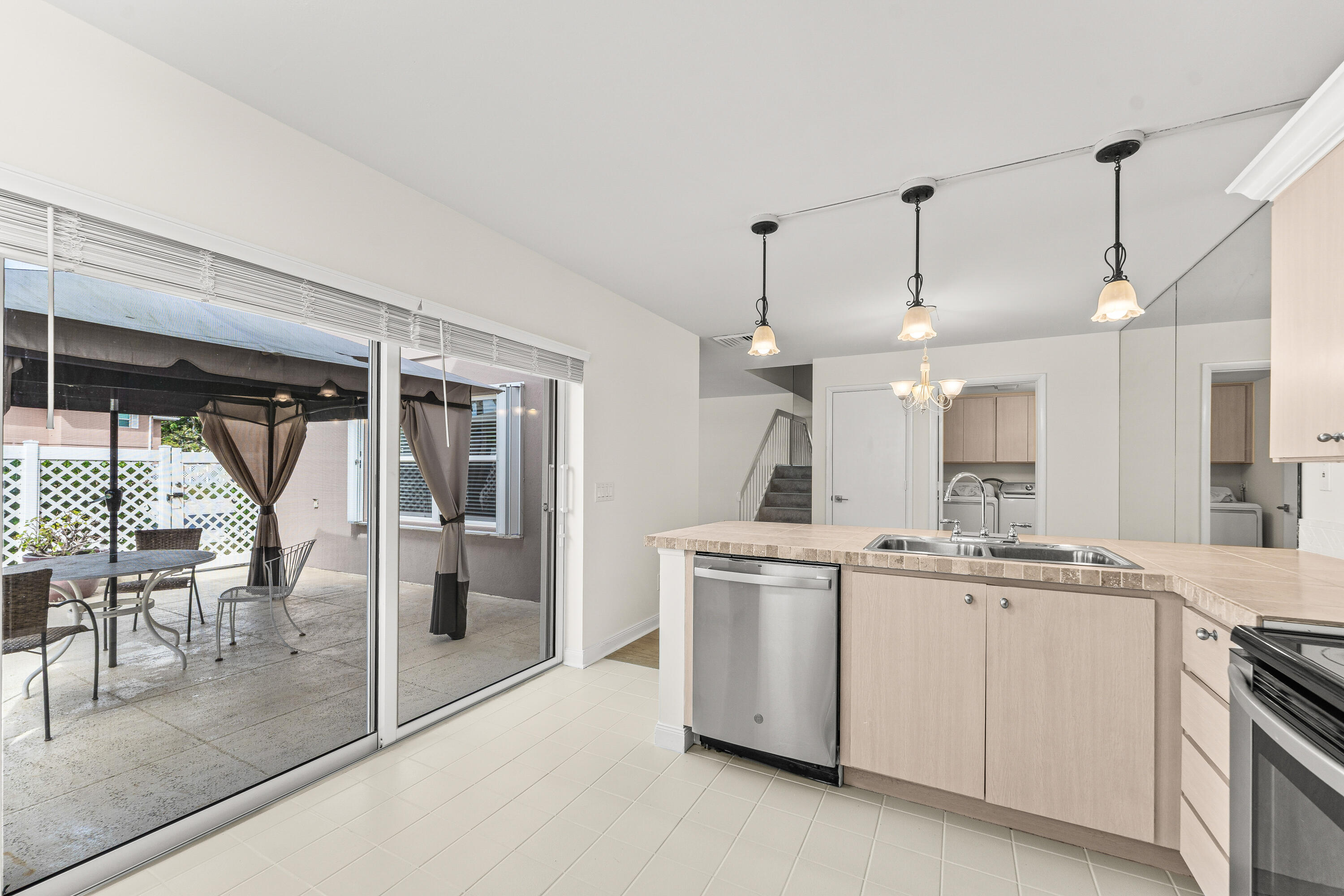 STAMFORD AT THE VILLAGES - Residential