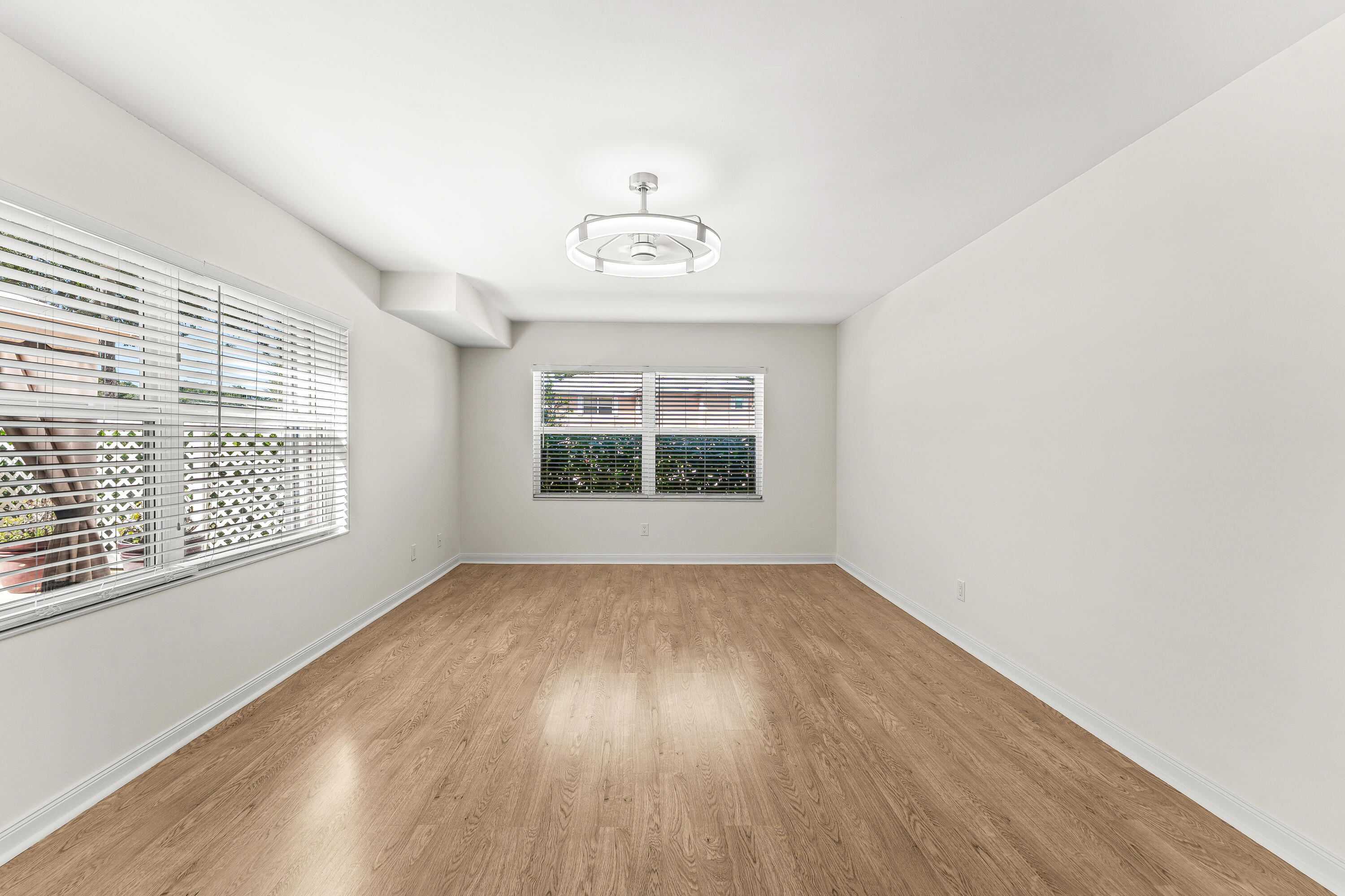 STAMFORD AT THE VILLAGES - Residential