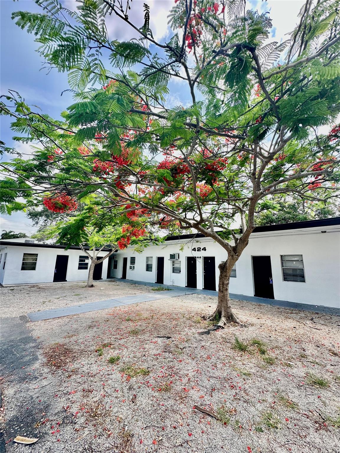 Dorsey Park First Add 21- - Residential Lease