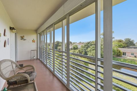 Tiny photo for 2606 Garden Drive S #305, Lake Worth, FL 33461 (MLS # B26049281)