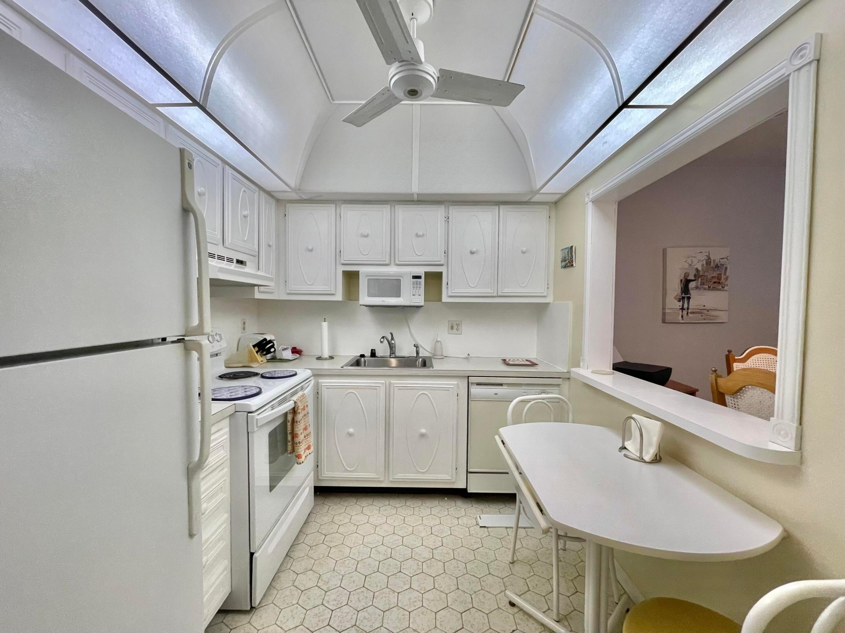 259 S CYPRESS Road 547, Pompano Beach, FL, 33060/$99,000 2 259 S CYPRESS Road 547