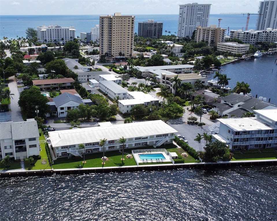 1105 S Riverside Drive 205