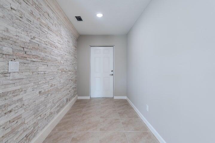 PORT ST LUCIE SECTION 30 - Residential